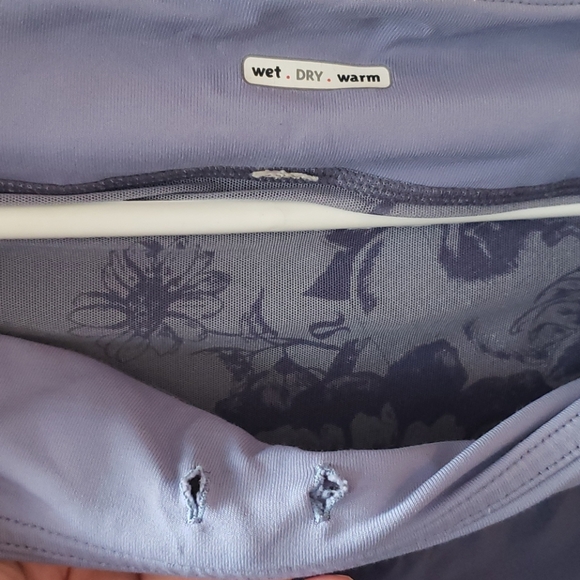 Lululemon run shorts - Picture 3 of 3